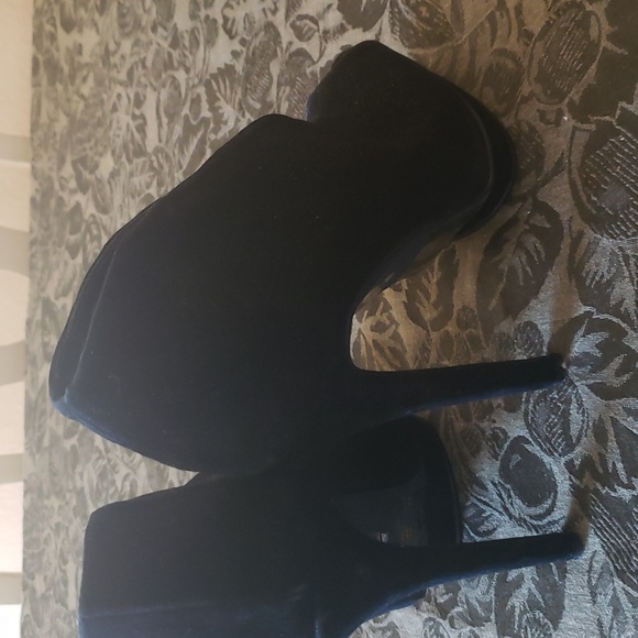 Black Express peep toe shoe boot - Picture 4 of 6